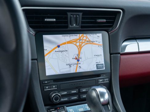 Certified 2019 Porsche 911 Carrera 4S image 28