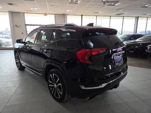Used 2018 GMC Terrain Denali w/ Advanced Safety Package image 5