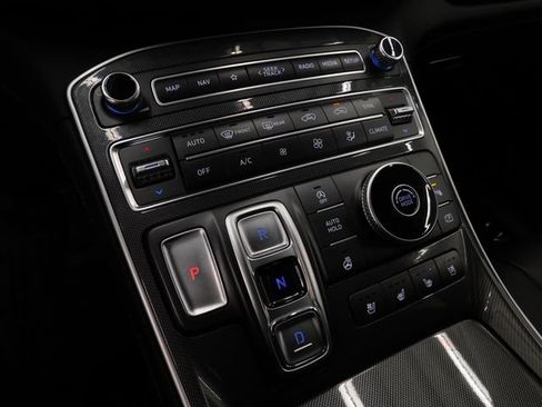 Used 2022 Hyundai Santa Fe Limited image 31