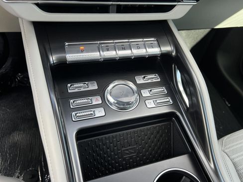 New 2026 Lincoln Nautilus Reserve image 16