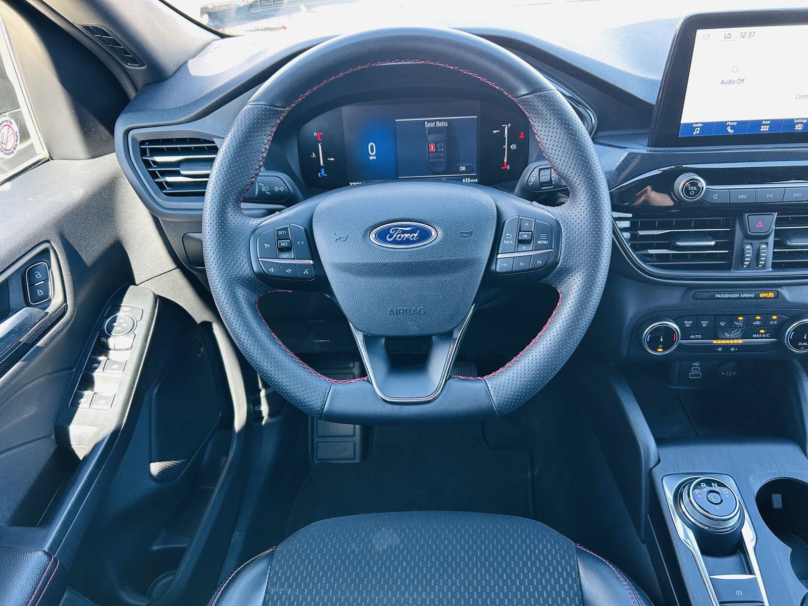 Used 2025 Ford Escape ST-Line FWD image 12