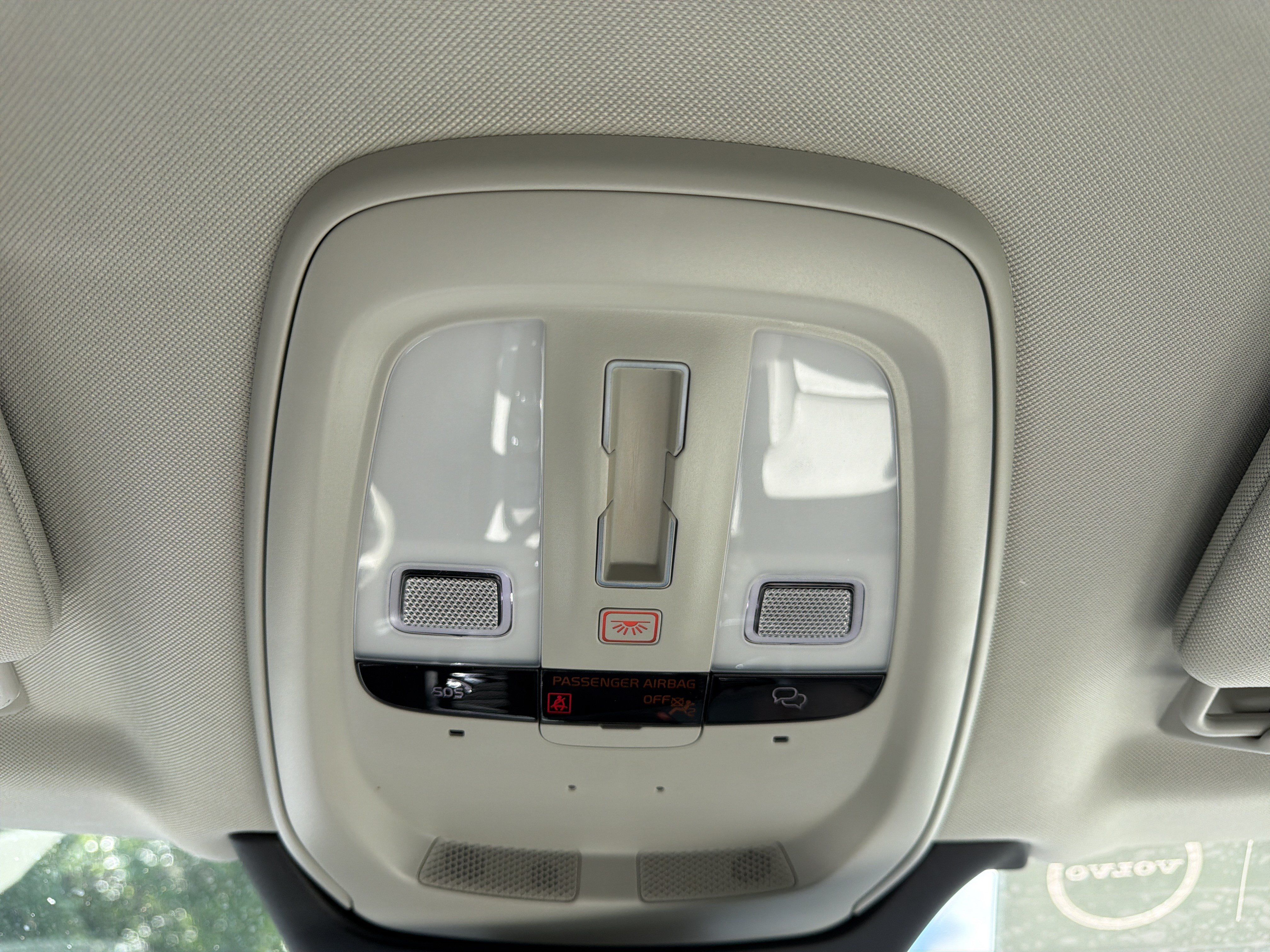 Certified 2024 Volvo XC90 T8 Ultimate w/ Protection Package Premier AWD/4WD image 29