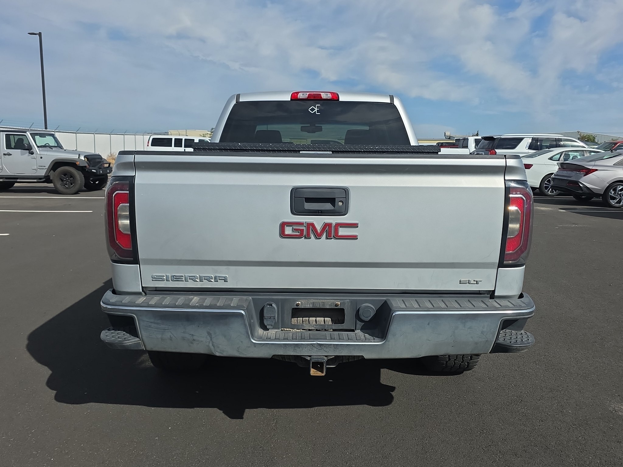 Used 2017 GMC Sierra 1500 SLT w/ SLT Premium Package AWD/4WD image 7