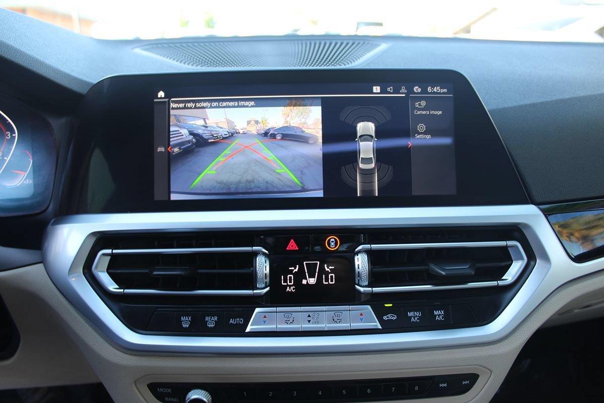 Used 2019 BMW 330i Sedan w/ Driving Assistance Package RWD image 20