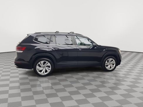 Used 2021 Volkswagen Atlas SE image 40