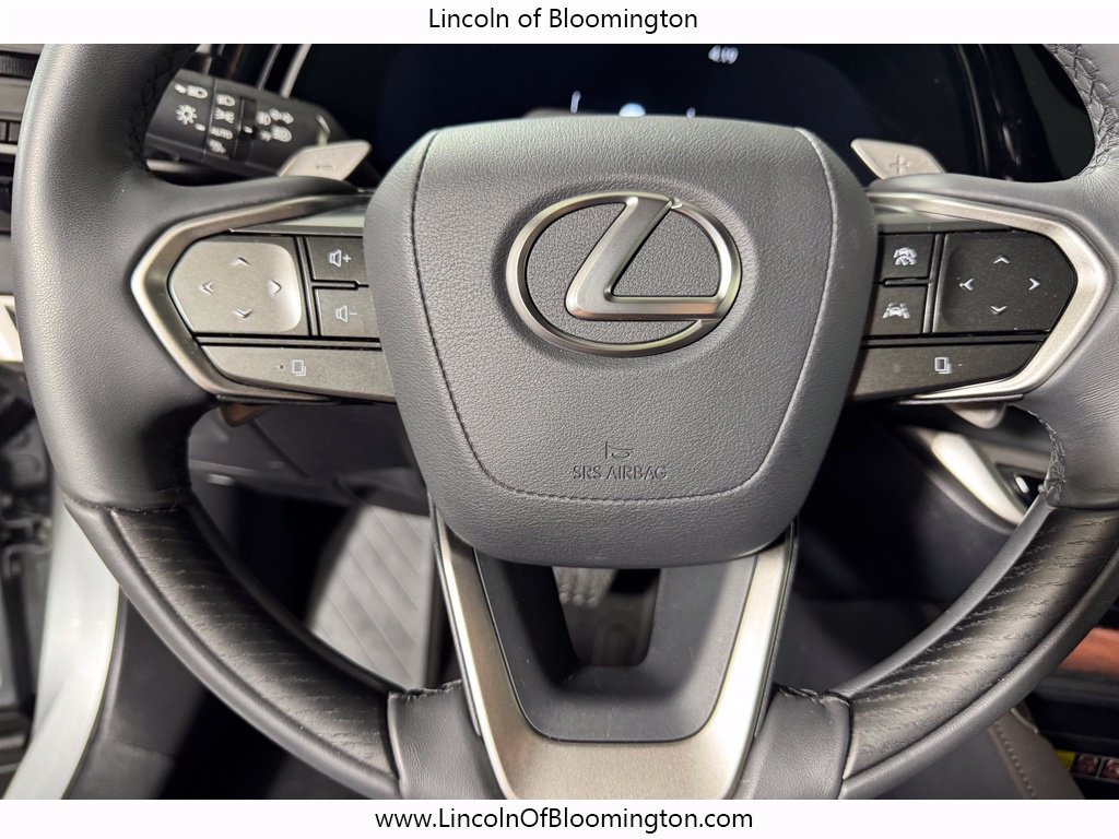 Used 2025 Lexus RX 350 AWD w/ Convenience Package image 18