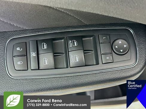 Used 2017 Dodge Charger R/T image 19