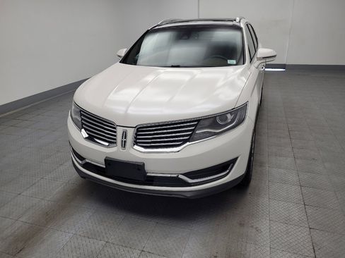 Used 2016 Lincoln MKX Reserve w/ Climate Package FWD image 15