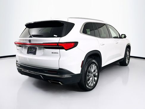 Used 2025 Buick Enclave Preferred image 9