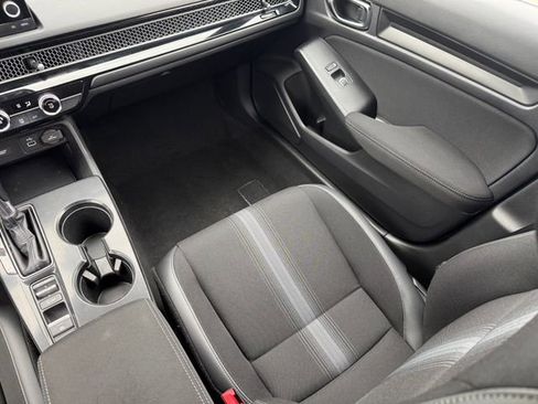Used 2022 Honda Civic Sport image 25