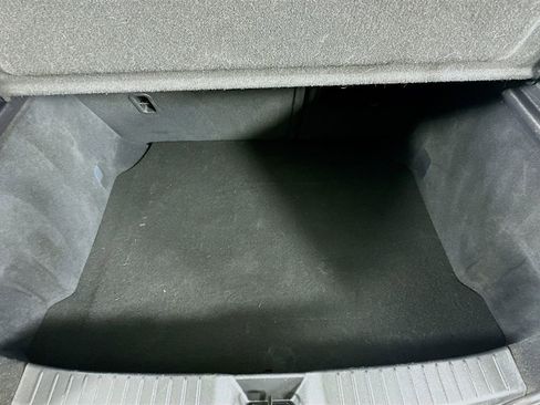 Used 2023 MAZDA MAZDA3 s image 34