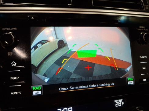 Used 2018 Subaru Outback 2.5i Limited image 24