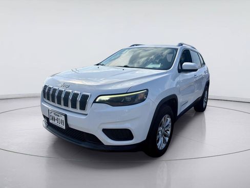 Used 2020 Jeep Cherokee Latitude w/ Cold Weather Group AWD/4WD image 7