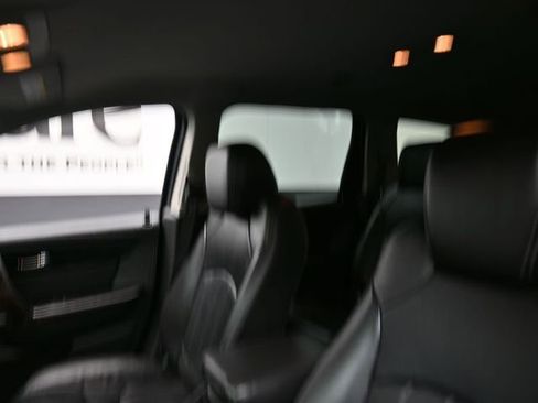 Used 2016 Chevrolet Traverse LTZ image 17