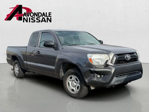 Used 2015 Toyota Tacoma 2WD Access Cab image 4