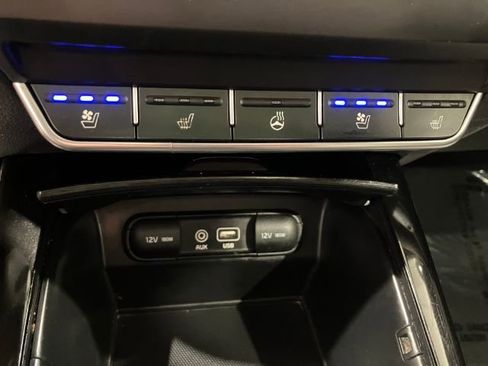 Used 2016 Kia Sorento SX w/ SXL Technology Package AWD/4WD image 41