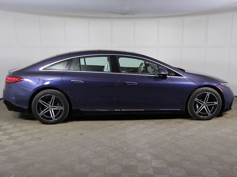 Used 2024 Mercedes-Benz EQS 450+ 4MATIC Sedan w/ AMG Line Exterior Package image 20