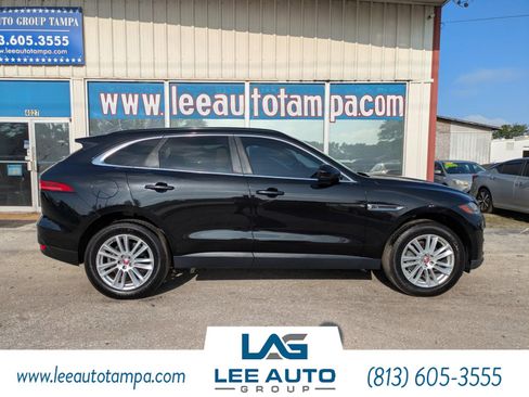 Used 2018 Jaguar F-PACE Prestige image 3