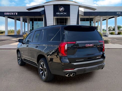 Used 2025 GMC Yukon AT4 Ultimate AWD/4WD image 6