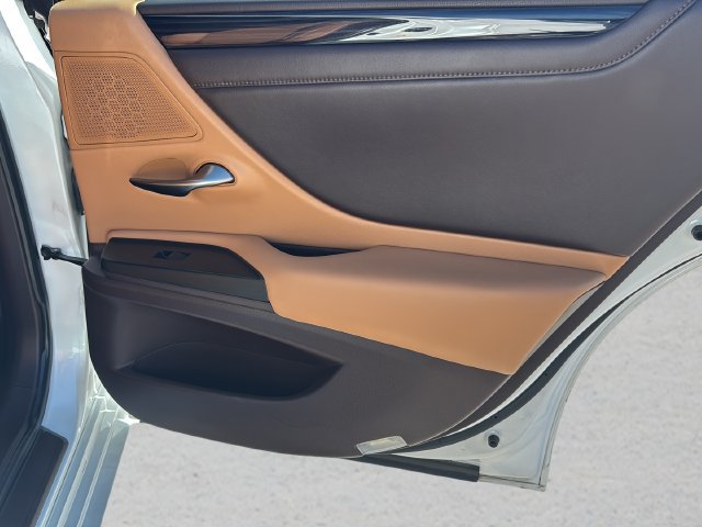 Used 2019 Lexus ES 350 w/ Premium Package FWD image 11