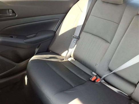 Used 2025 Nissan Altima 2.5 S image 16