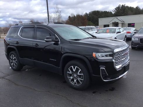 Used 2022 GMC Acadia SLE w/ Driver Convenience Package image 7