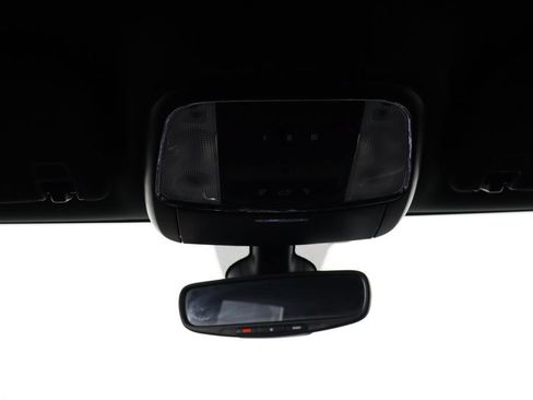 Used 2018 Jeep Grand Cherokee Altitude RWD image 23