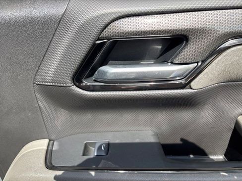 Used 2025 Chevrolet Silverado 1500 ZR2 w/ Technology Package image 55