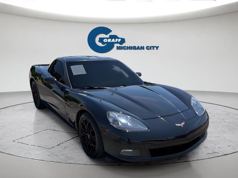 Used 2013 Chevrolet Corvette Coupe w/ 3LT Preferred Equipment Group RWD image 9