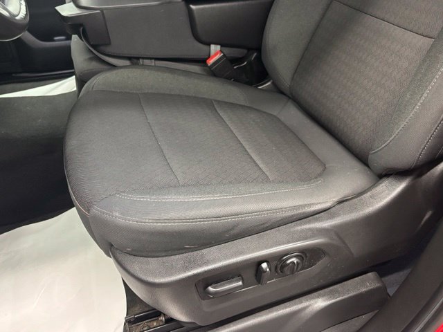 Used 2022 Chevrolet Silverado 1500 LT AWD/4WD image 17