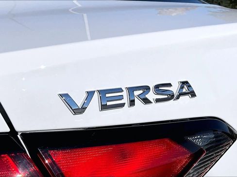 New 2025 Nissan Versa S image 15