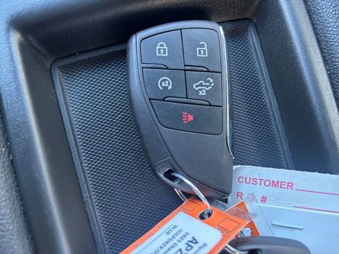 Used 2023 Chevrolet Silverado 1500 LT image 20