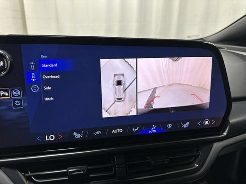 Used 2024 Chevrolet Equinox EV RS AWD/4WD image 12