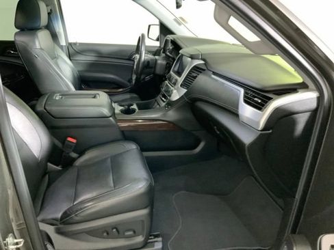 Used 2019 GMC Yukon XL SLT AWD/4WD image 30