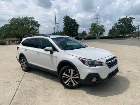 Used 2019 Subaru Outback 2.5i Limited w/ Protection Package #1 AWD/4WD image 7