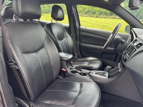 Used 2012 Chrysler 200 Limited FWD image 9