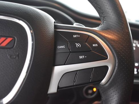 Used 2018 Dodge Challenger R/T Plus image 19