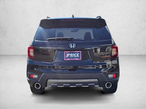 Used 2024 Honda Passport TrailSport image 4
