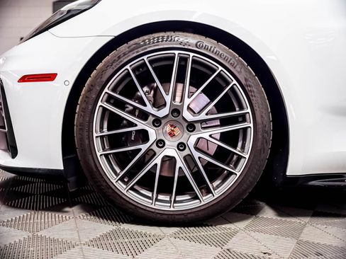 Certified 2024 Porsche Panamera RWD image 14