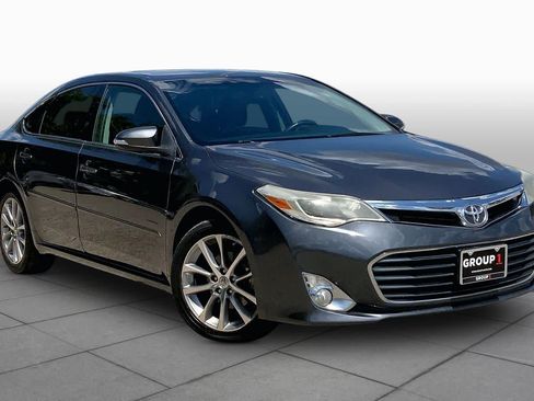 Used 2015 Toyota Avalon XLE Touring FWD image 3