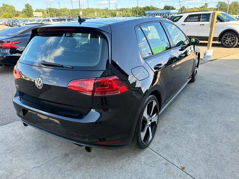 Used 2017 Volkswagen GTI Autobahn FWD image 5
