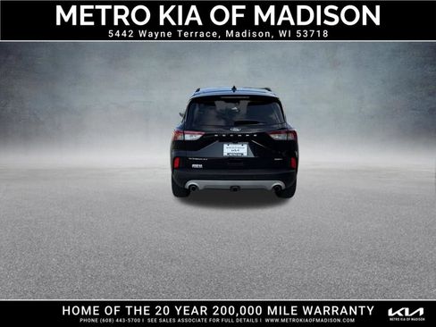 Used 2020 Ford Escape Titanium AWD/4WD image 5