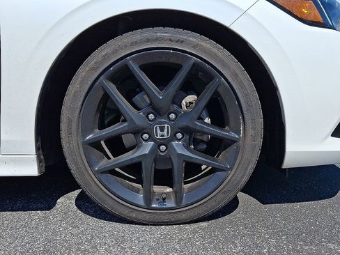 Used 2023 Honda Civic Sport image 8