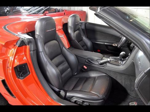 Used 2011 Chevrolet Corvette Grand Sport w/ Preferred Equipment Group RWD image 21