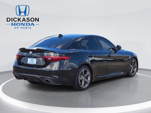 Used 2018 Alfa Romeo Giulia RWD image 4