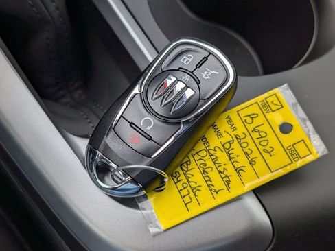 New 2026 Buick Envista Preferred w/ Convenience I Package FWD image 25