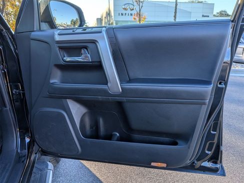 Used 2023 Toyota 4Runner SR5 Premium image 35