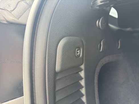 Used 2020 Jeep Grand Cherokee Limited w/ Premium Lighting Group image 25