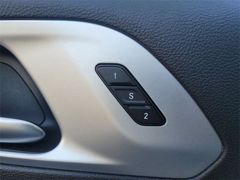 New 2023 Chrysler Pacifica Touring-L w/ S Appearance Package image 20