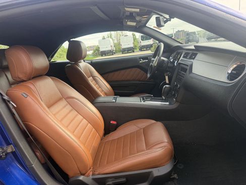 Used 2014 Ford Mustang Premium w/ Equipment Group 202A RWD image 26